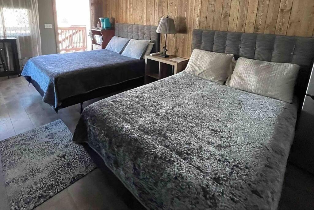 Parkway Yellowstone Guest House Room #2 جاردينر المظهر الخارجي الصورة