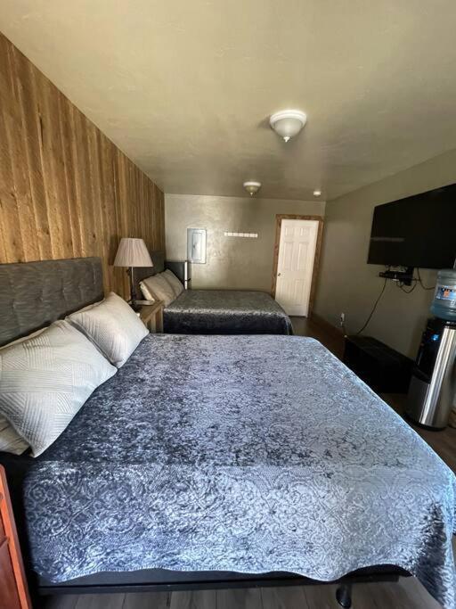 Parkway Yellowstone Guest House Room #2 جاردينر المظهر الخارجي الصورة