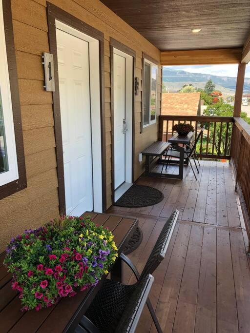Parkway Yellowstone Guest House Room #2 جاردينر المظهر الخارجي الصورة
