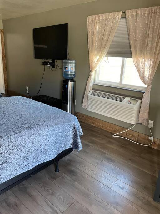 Parkway Yellowstone Guest House Room #2 جاردينر المظهر الخارجي الصورة