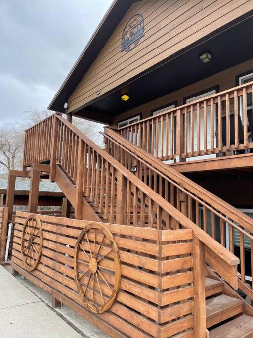 Parkway Yellowstone Guest House Room #2 جاردينر المظهر الخارجي الصورة