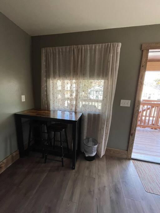 Parkway Yellowstone Guest House Room #2 جاردينر المظهر الخارجي الصورة