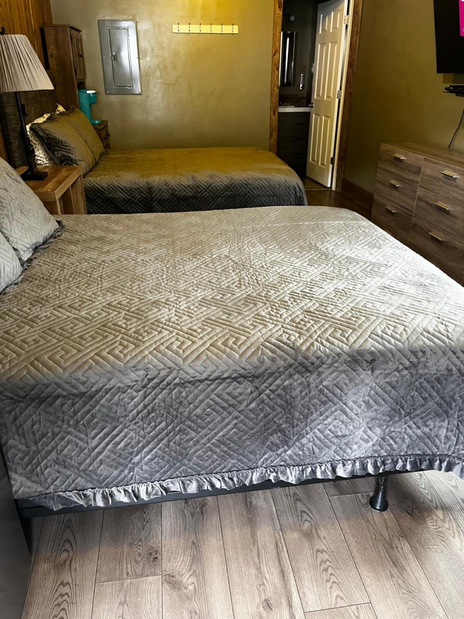 Parkway Yellowstone Guest House Room #2 جاردينر المظهر الخارجي الصورة